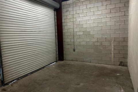 Immobilier commercial à louer à Gainesville, Floride: 92.9 m2 № 2302351 - photo 5