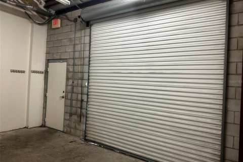 Immobilier commercial à louer à Gainesville, Floride: 92.9 m2 № 2302351 - photo 6