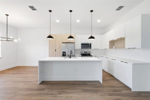 Villa ou maison à louer à Beverly Hills, Floride: 4 chambres, 175.49 m2 № 2102218 - photo 21