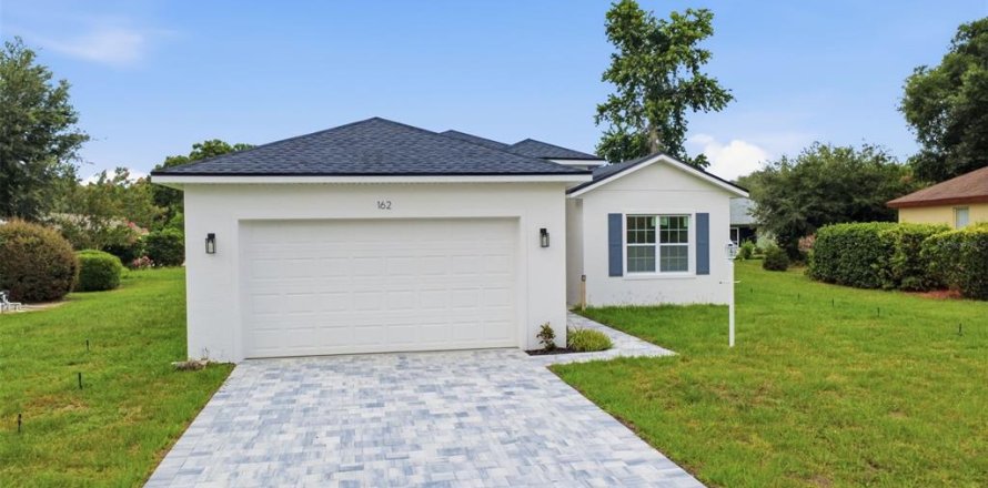 Villa ou maison à Beverly Hills, Floride 4 chambres, 175.49 m2 № 2102218