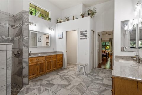 Купить виллу или дом в Гейнсвилл, Флорида 4 комнаты, 330.64м2, № 1649000 - фото 21