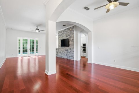 House in New Smyrna Beach, Florida 5 bedrooms, 278.89 sq.m. № 2291038 - photo 12