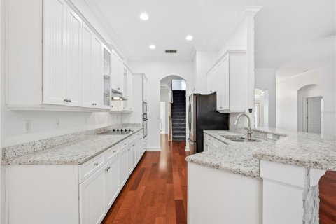 House in New Smyrna Beach, Florida 5 bedrooms, 278.89 sq.m. № 2291038 - photo 22
