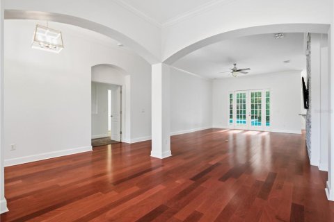 House in New Smyrna Beach, Florida 5 bedrooms, 278.89 sq.m. № 2291038 - photo 13