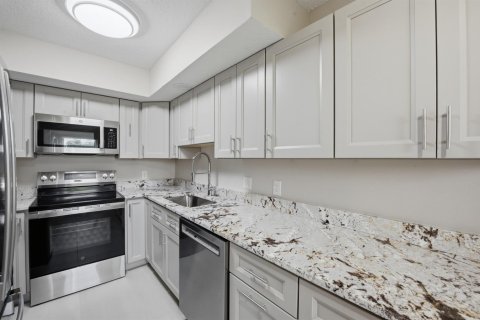 Touwnhouse à louer à Wellington, Floride: 4 chambres, 130.06 m2 № 2382861 - photo 5