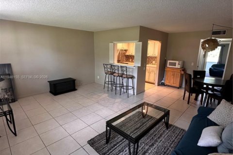 Condominio en venta en Boca Raton, Florida, 1 dormitorio, 66.89 m2 № 2002460 - foto 8