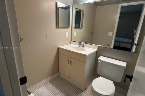 Condominio en venta en Boca Raton, Florida, 1 dormitorio, 66.89 m2 № 2002460 - foto 4