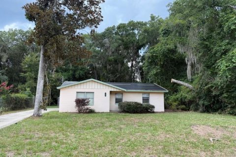 Casa en Satsuma, Florida 3 dormitorios, 99.22 m2 № 2236117