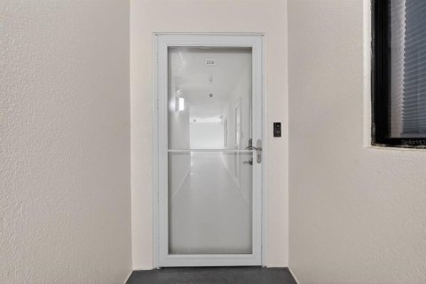 Condominio en venta en Ormond Beach, Florida, 2 dormitorios, 98.1 m2 № 2235974 - foto 4