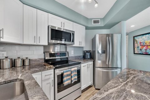 Condominio en venta en Ormond Beach, Florida, 2 dormitorios, 98.1 m2 № 2235974 - foto 12