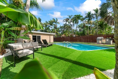 Villa ou maison à vendre à Hollywood, Floride: 4 chambres, 124.58 m2 № 2034721 - photo 4