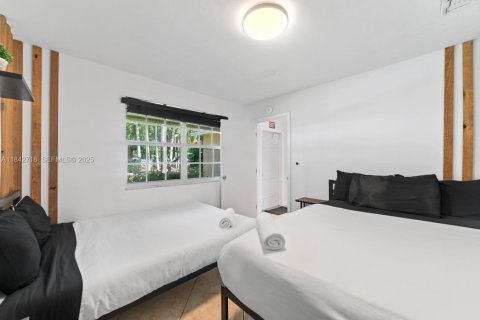 Villa ou maison à vendre à Hollywood, Floride: 4 chambres, 124.58 m2 № 2034721 - photo 21