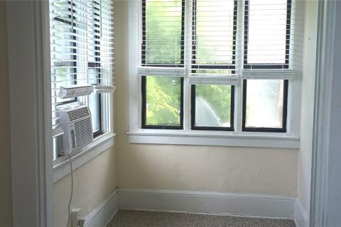 Apartment in South Daytona, Florida 1 bedroom, 49.15 sq.m. № 2234286 - photo 6