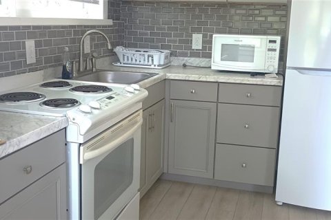 Apartment in South Daytona, Florida 1 bedroom, 49.15 sq.m. № 2234286 - photo 8