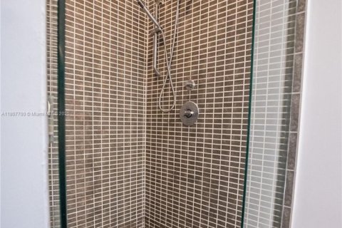 Condominio en venta en Miami, Florida, 1 dormitorio, 61.69 m2 № 1864871 - foto 19