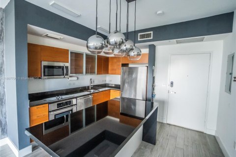 Condominio en venta en Miami, Florida, 1 dormitorio, 61.69 m2 № 1864871 - foto 5