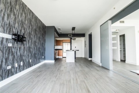 Condominio en venta en Miami, Florida, 1 dormitorio, 61.69 m2 № 1864871 - foto 8