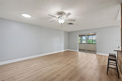 Casa en venta en Largo, Florida, 2 dormitorios, 103.12 m2 № 2235552 - foto 9