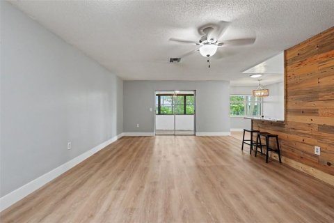 Casa en venta en Largo, Florida, 2 dormitorios, 103.12 m2 № 2235552 - foto 7