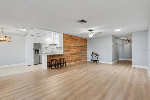 Casa en venta en Largo, Florida, 2 dormitorios, 103.12 m2 № 2235552 - foto 6