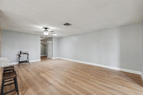 Casa en venta en Largo, Florida, 2 dormitorios, 103.12 m2 № 2235552 - foto 10