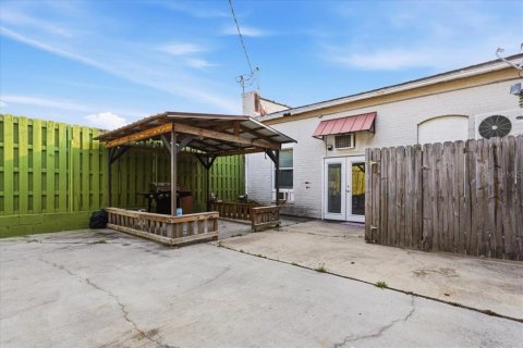 Commercial property in Alachua, Florida 179.86 sq.m. № 2217714 - photo 15