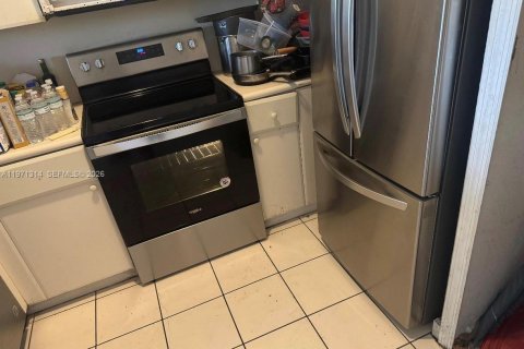 Casa en venta en Homestead, Florida, 3 dormitorios, 98.48 m2 № 2032133 - foto 21