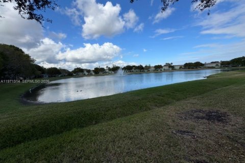 Casa en venta en Homestead, Florida, 3 dormitorios, 98.48 m2 № 2032133 - foto 5