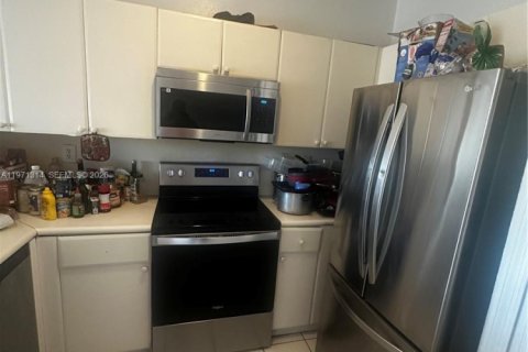 Casa en venta en Homestead, Florida, 3 dormitorios, 98.48 m2 № 2032133 - foto 8