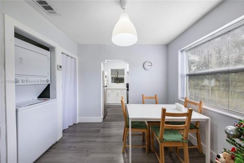 Villa ou maison à vendre à Miami, Floride: 3 chambres, 93.37 m2 № 1997531 - photo 6