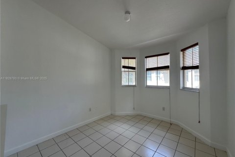 Condo in Homestead, Florida, 2 bedrooms  № 1938363 - photo 6