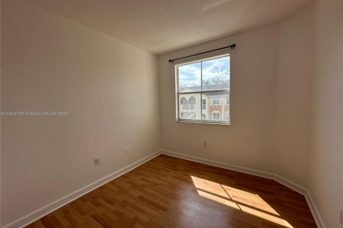 Condo in Homestead, Florida, 2 bedrooms  № 1938363 - photo 13