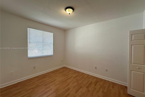 Condo in Homestead, Florida, 2 bedrooms  № 1938363 - photo 8