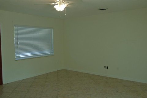 Casa en alquiler en Maitland, Florida, 4 dormitorios, 186.36 m2 № 2224792 - foto 6