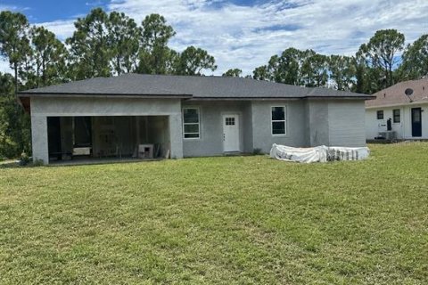 Casa en Port Charlotte, Florida 4 dormitorios, 151.99 m2 № 2349931