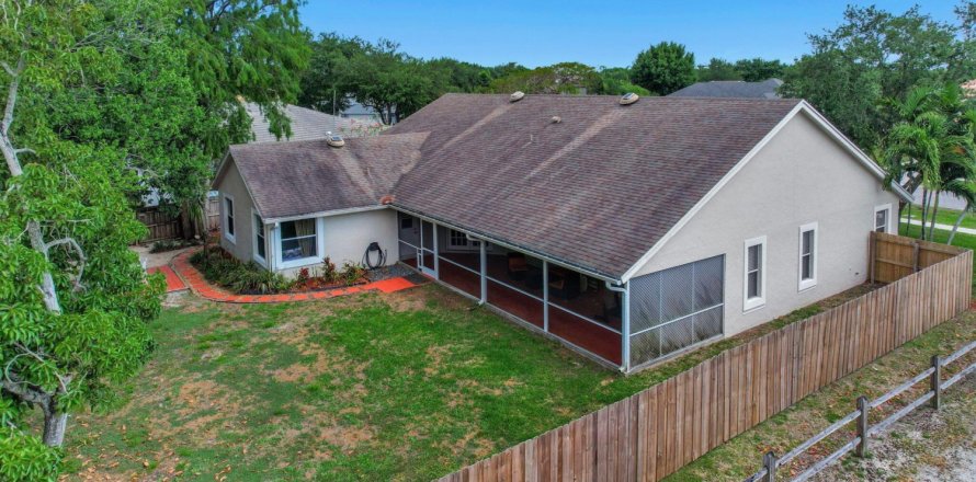 Villa ou maison à Wellington, Floride 4 chambres, 228.73 m2 № 1139125