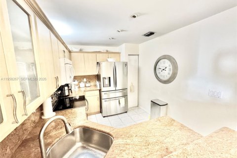 House in Miramar, Florida 2 bedrooms, 96.99 sq.m. № 2020702 - photo 7