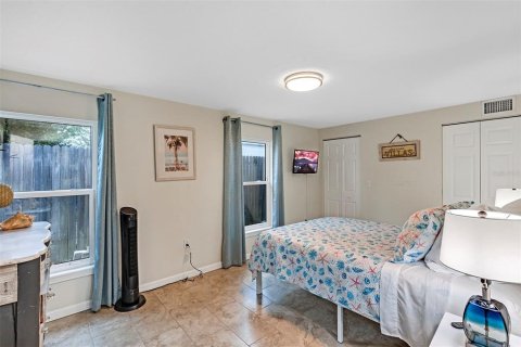 House in Ormond Beach, Florida 3 bedrooms, 123.75 sq.m. № 1899404 - photo 13