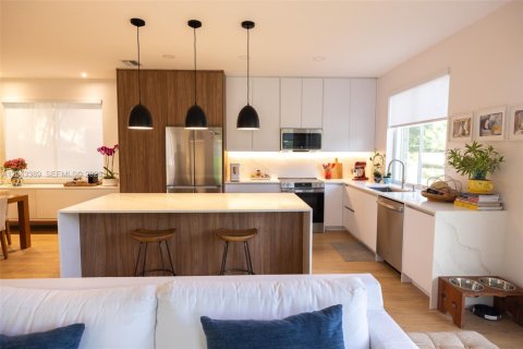 Villa ou maison à vendre à Weston, Floride: 4 chambres, 176.7 m2 № 2260126 - photo 12