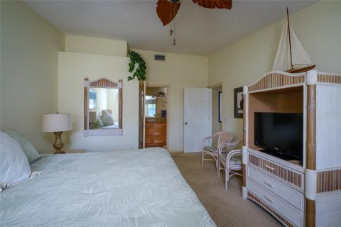 Condo in Sarasota, Florida, 2 bedrooms  № 2144772 - photo 18