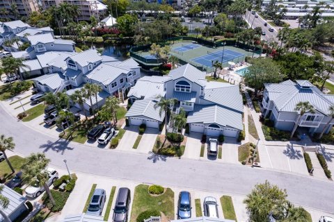 Condo in Sarasota, Florida, 2 bedrooms  № 2144772 - photo 6