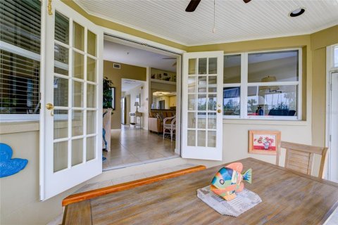 Condo in Sarasota, Florida, 2 bedrooms  № 2144772 - photo 27