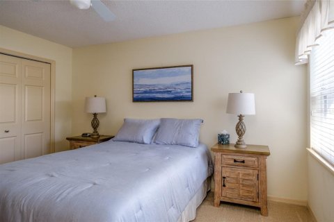 Condo in Sarasota, Florida, 2 bedrooms  № 2144772 - photo 22