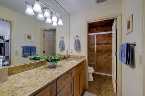 Condo in Sarasota, Florida, 2 bedrooms  № 2144772 - photo 20