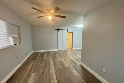 Appartement à louer à Winter Haven, Floride: 1 chambre, 112.97 m2 № 1808758 - photo 7