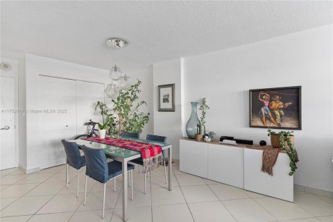 Copropriété à louer à Miami Beach, Floride: 1 chambre, 84.54 m2 № 1959287 - photo 9