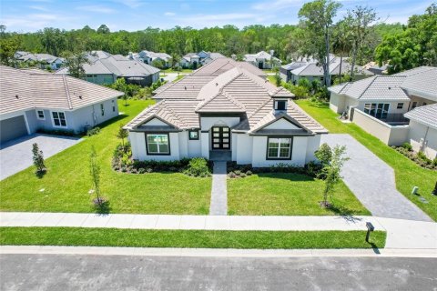 House in Palm Coast, Florida 4 bedrooms, 220.74 sq.m. № 1650914 - photo 4