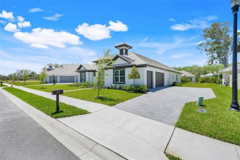 House in Palm Coast, Florida 4 bedrooms, 220.74 sq.m. № 1650914 - photo 2