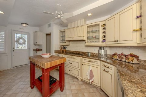 Купить виллу или дом в Венеция, Флорида 11 комнат, 156.17м2, № 1849801 - фото 10