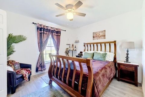 House in Ocala, Florida 4 bedrooms, 154.31 sq.m. № 2114635 - photo 24